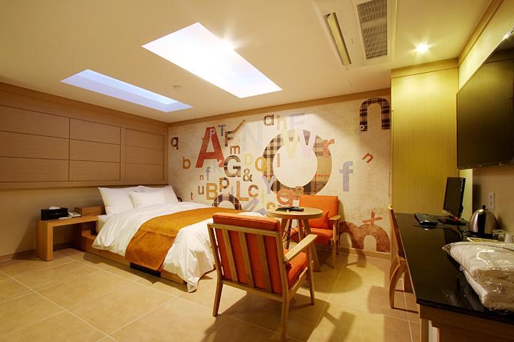 Suwon Orsay Business Hotel Exterior photo